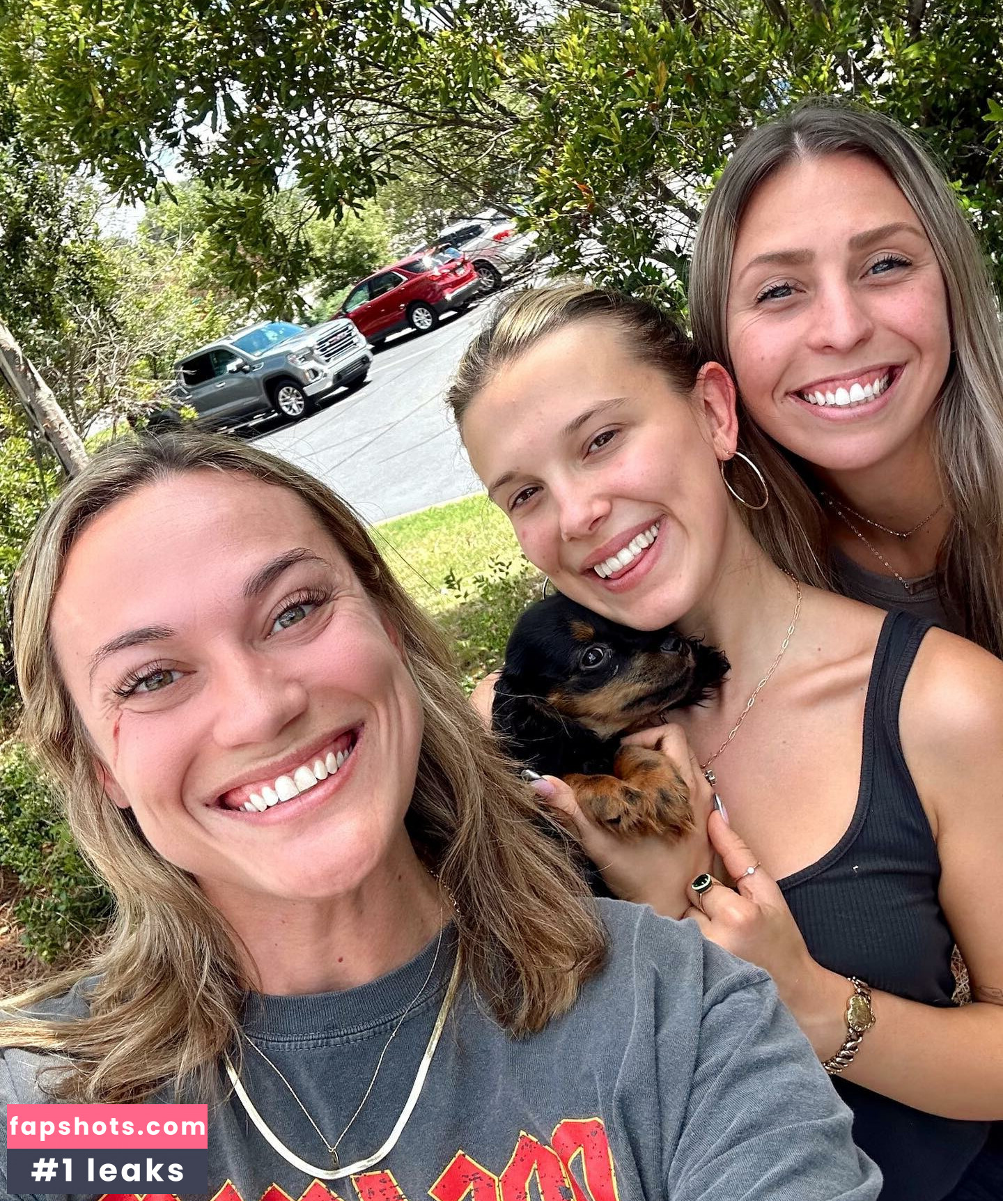 Millie Bobby Brown Nacktheit OnlyFans Fotos #1076 - Fapshots