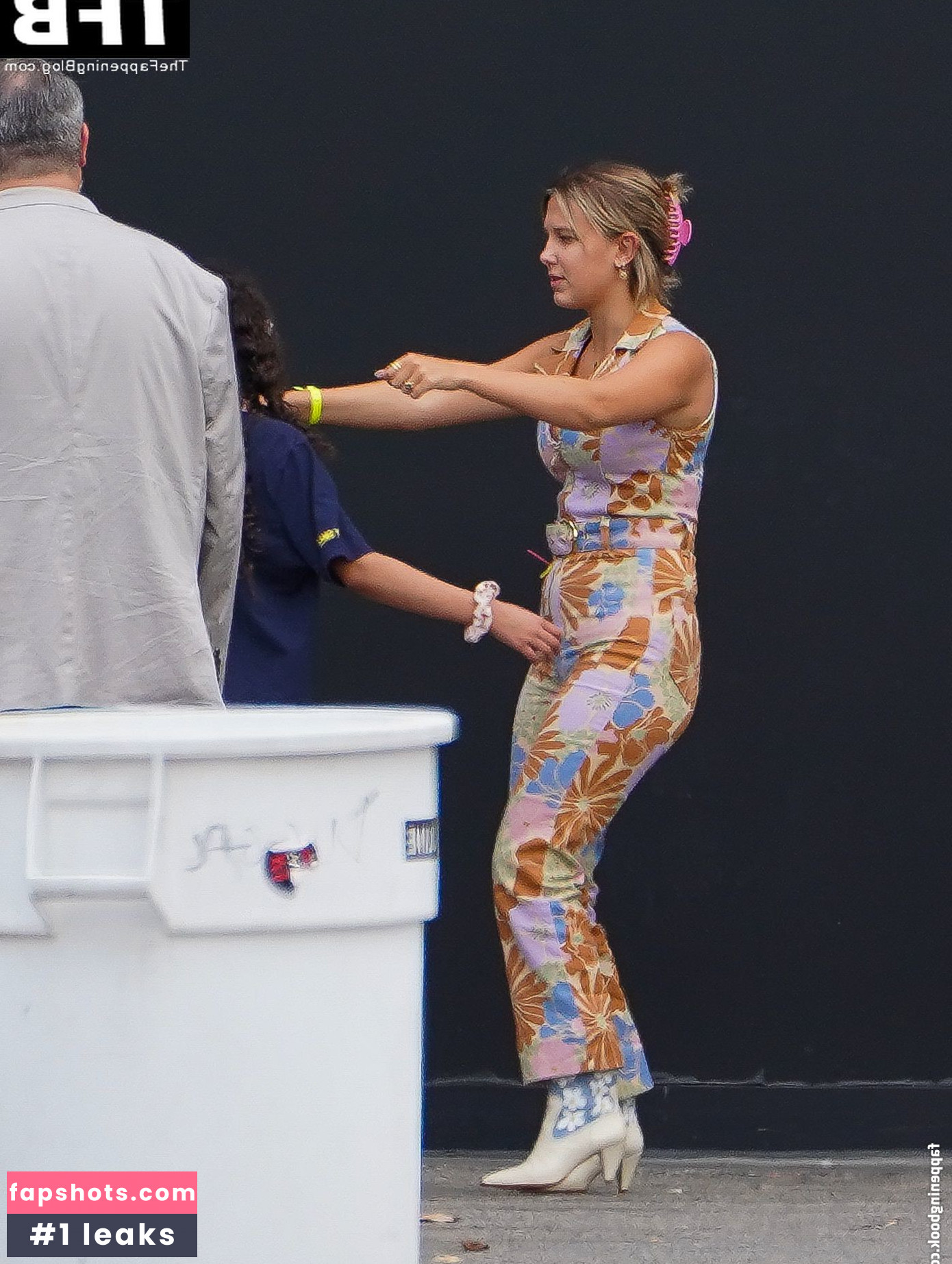 Millie Bobby Brown Nacktheit OnlyFans Fotos #1259 - Fapshots