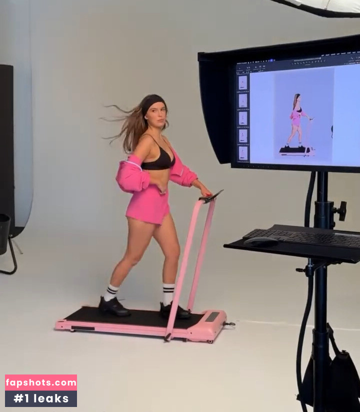 Millie Bobby Brown Nacktheit OnlyFans Fotos #213 - Fapshots