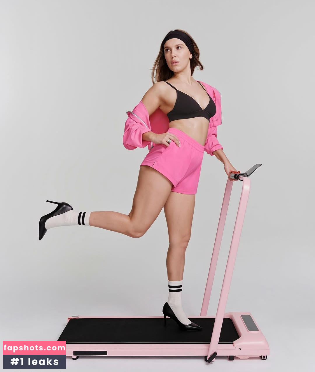 Millie Bobby Brown Nacktheit OnlyFans Fotos #221 - Fapshots