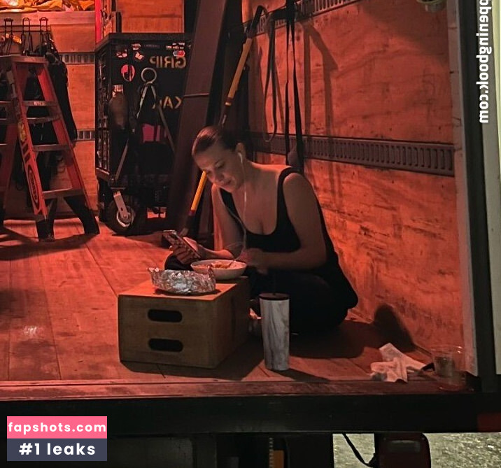 Millie Bobby Brown Nahé úniky fotek pouze od fanoušků #553 - Fapshots