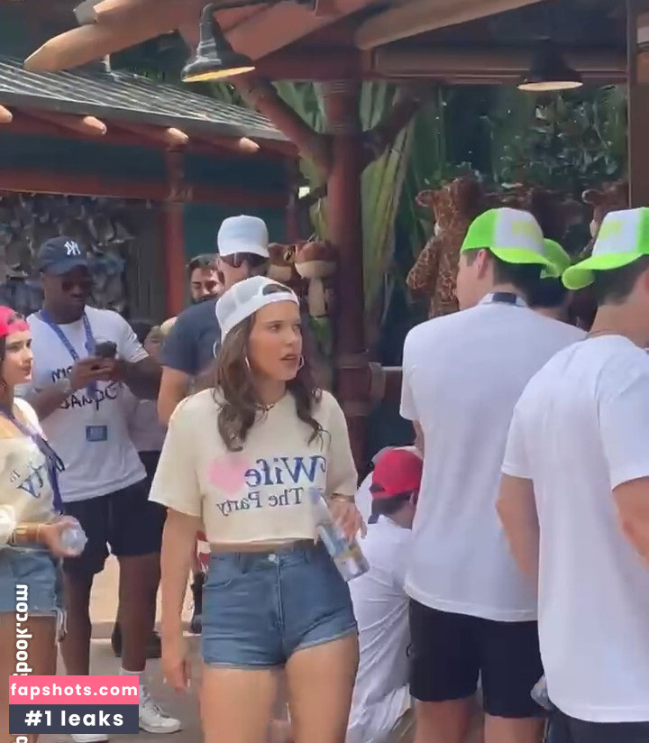 Millie Bobby Brown gallery photo #851