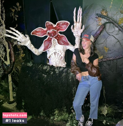 Millie Bobby Brown gallery photo #1016