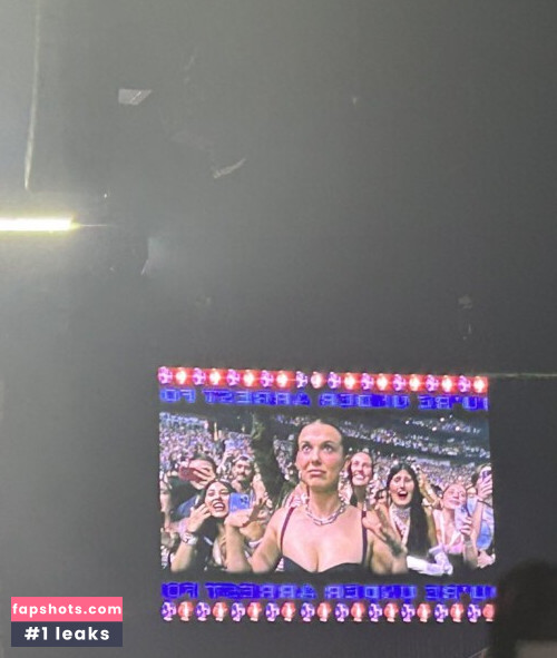 Millie Bobby Brown gallery photo #1042