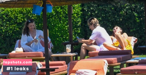 Millie Bobby Brown gallery photo #1348