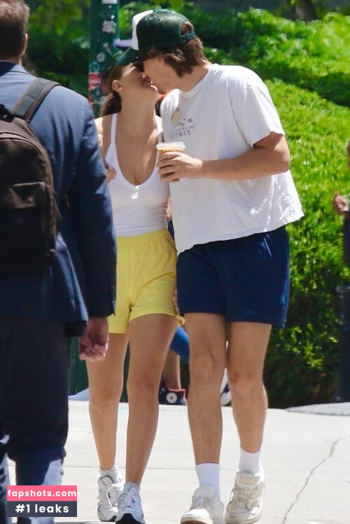 Millie Bobby Brown gallery photo #1414