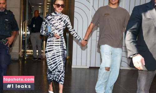 Millie Bobby Brown gallery photo #1885