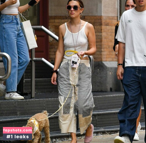 Millie Bobby Brown gallery photo #2058