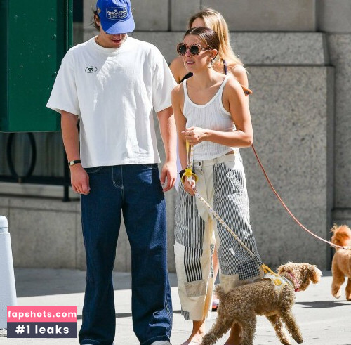 Millie Bobby Brown gallery photo #2059