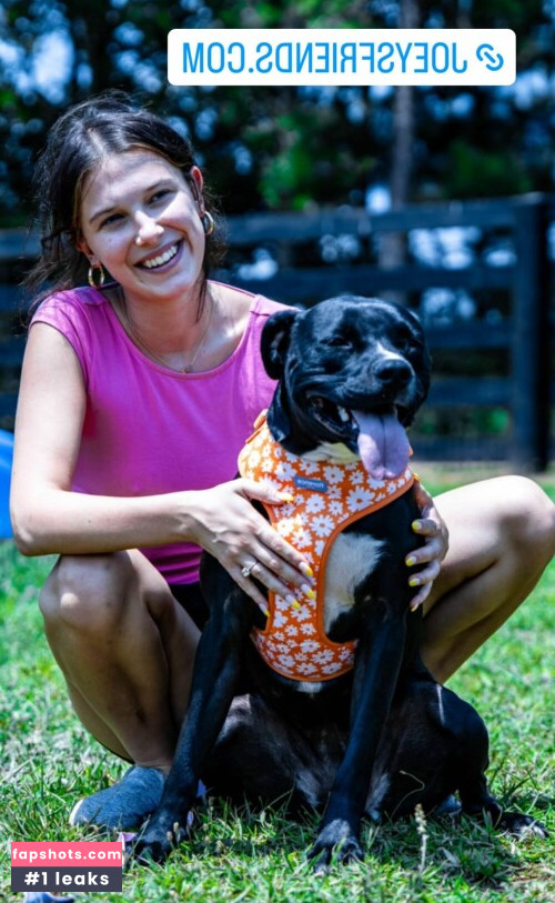 Millie Bobby Brown gallery photo #2074