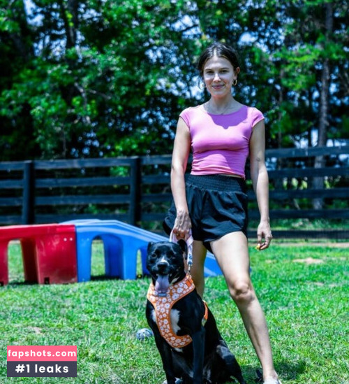 Millie Bobby Brown gallery photo #2075