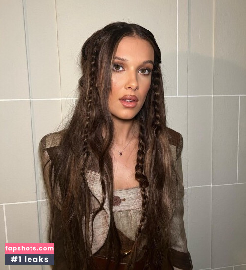 Millie Bobby Brown gallery photo #2135