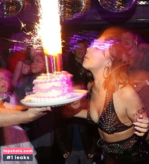 Millie Bobby Brown Nahé úniky fotek pouze od fanoušků #2259 - Fapshots