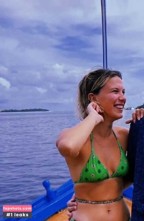 Millie Bobby Brown Nahé úniky fotek pouze od fanoušků #2297 - Fapshots