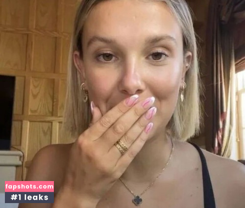 Millie Bobby Brown Nahé úniky fotek pouze od fanoušků #2501 - Fapshots
