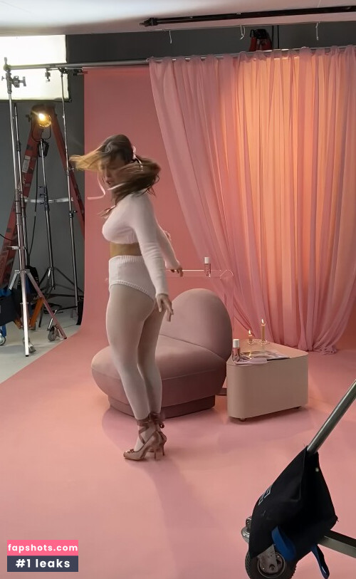 Millie Bobby Brown Nahé úniky fotek pouze od fanoušků #396 - Fapshots