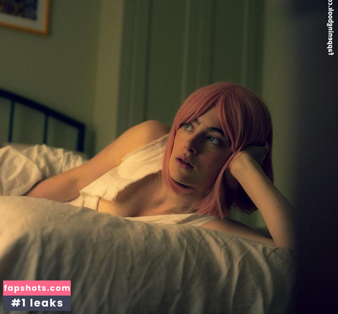 Millie Brady gallery photo #19