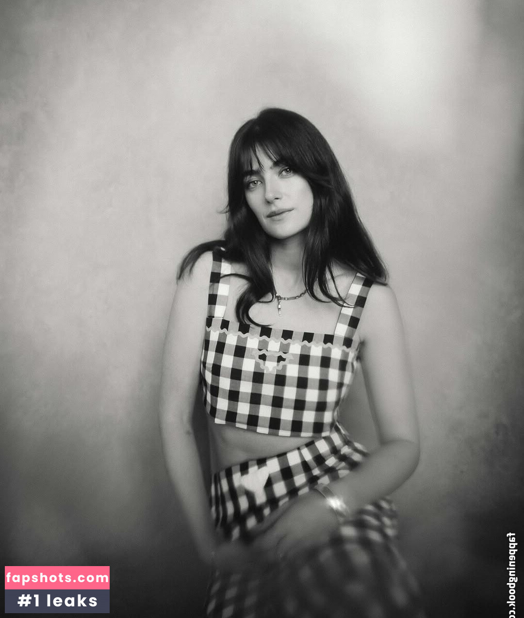 Millie Brady gallery photo #4