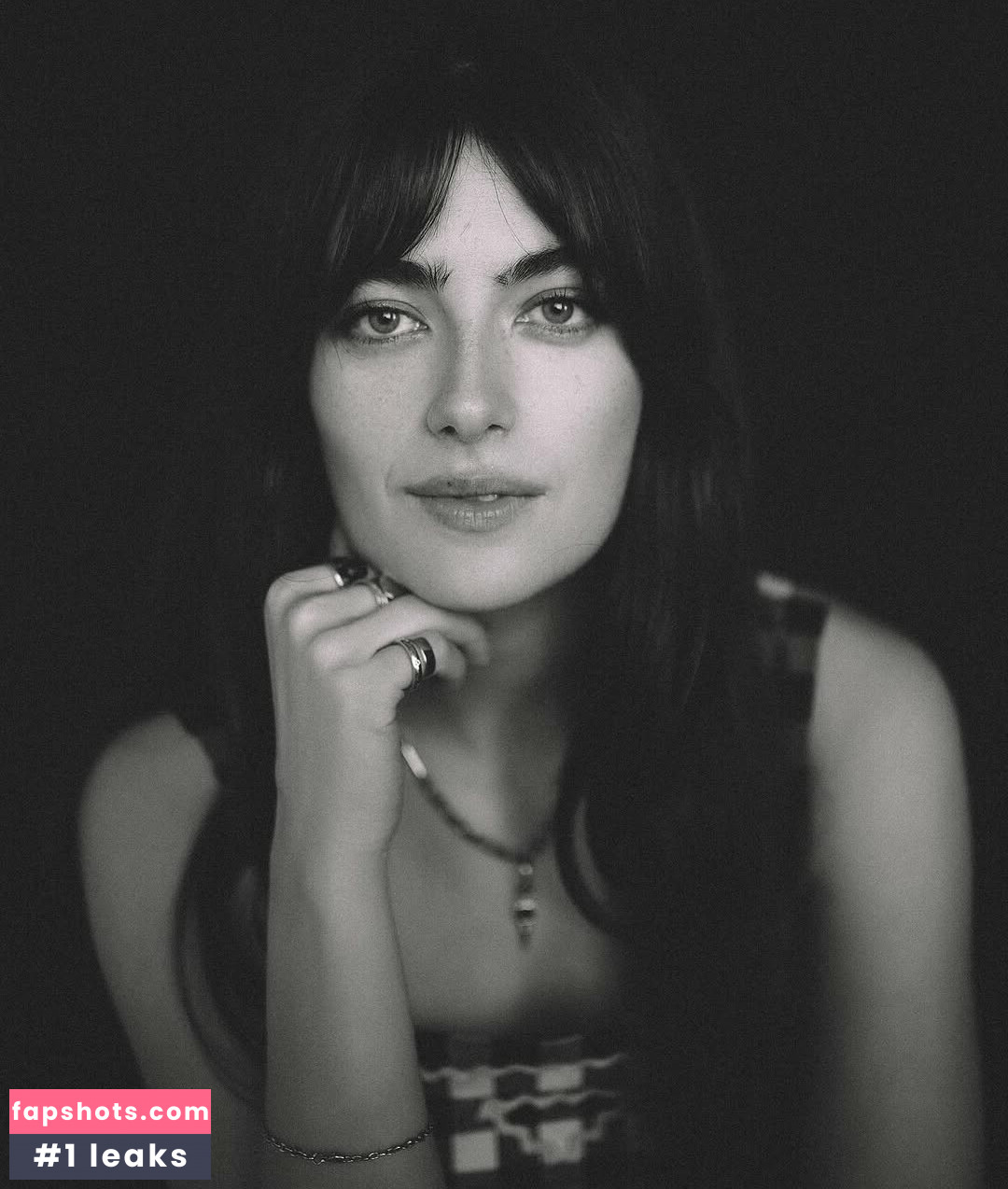 Millie Brady gallery photo #7