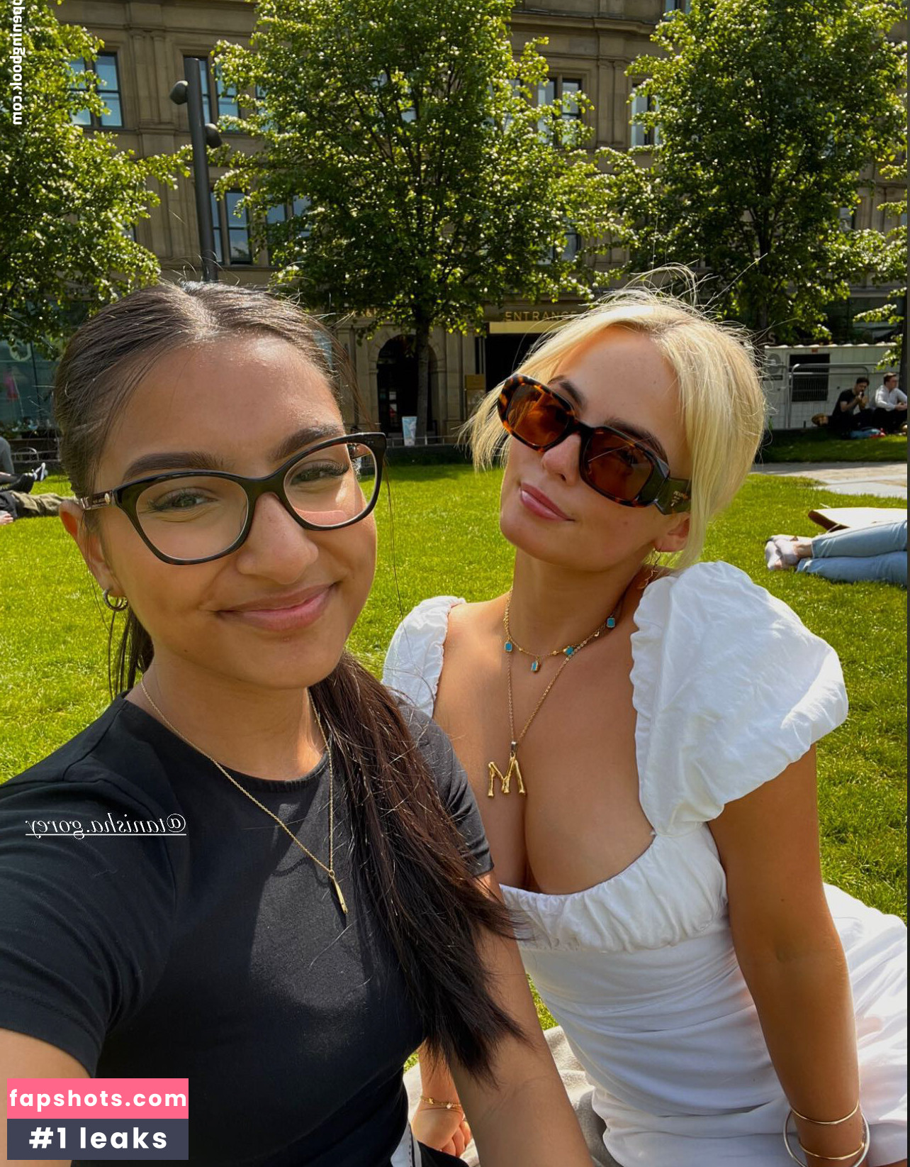 Millie Gibson gallery photo #123