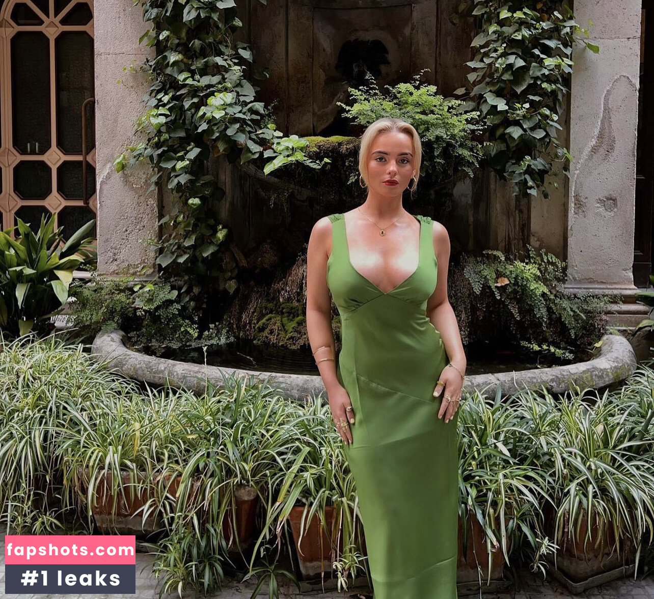 Millie Gibson gallery photo #131