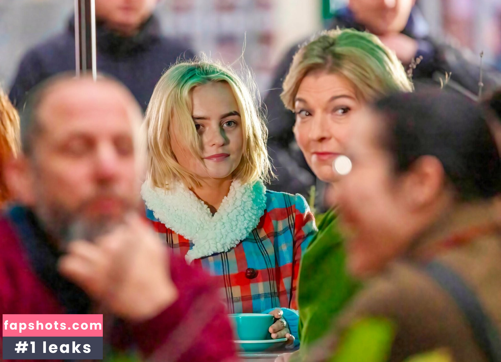 Millie Gibson gallery photo #141