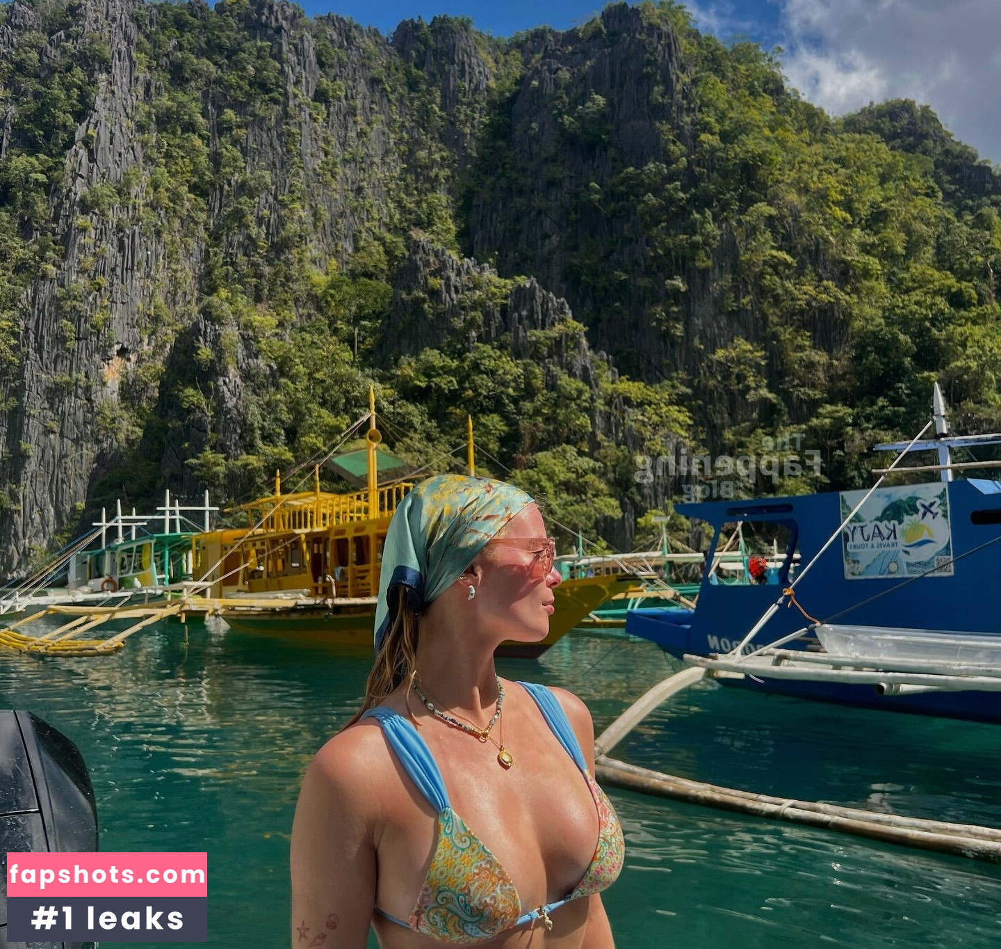 Millie Gibson gallery photo #46