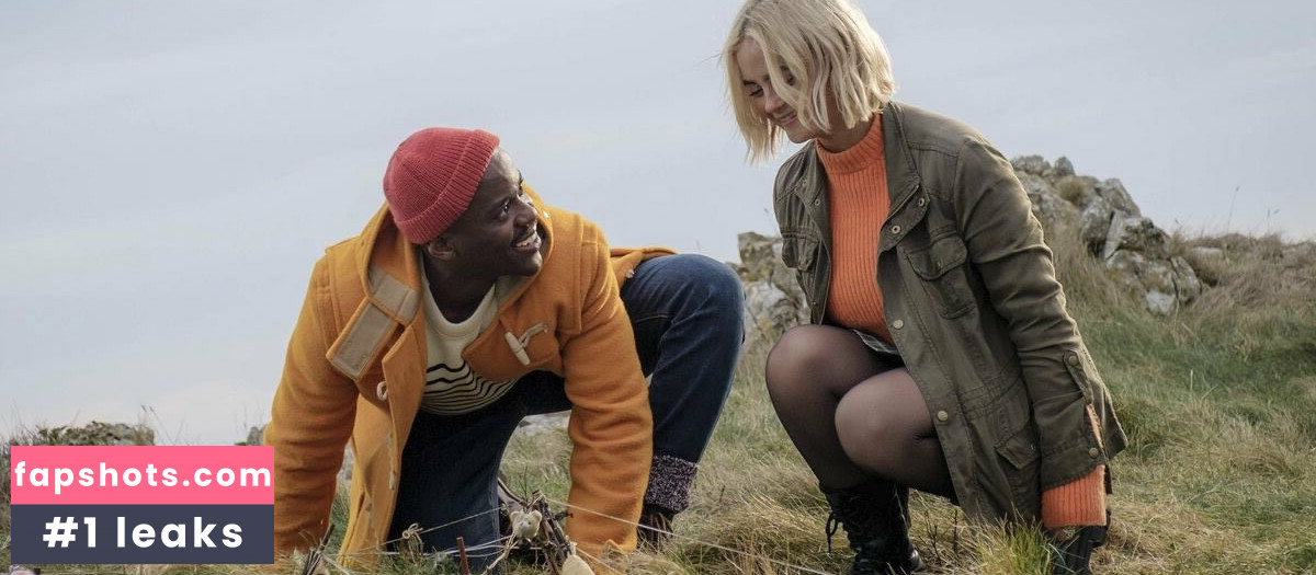 Millie Gibson gallery photo #58