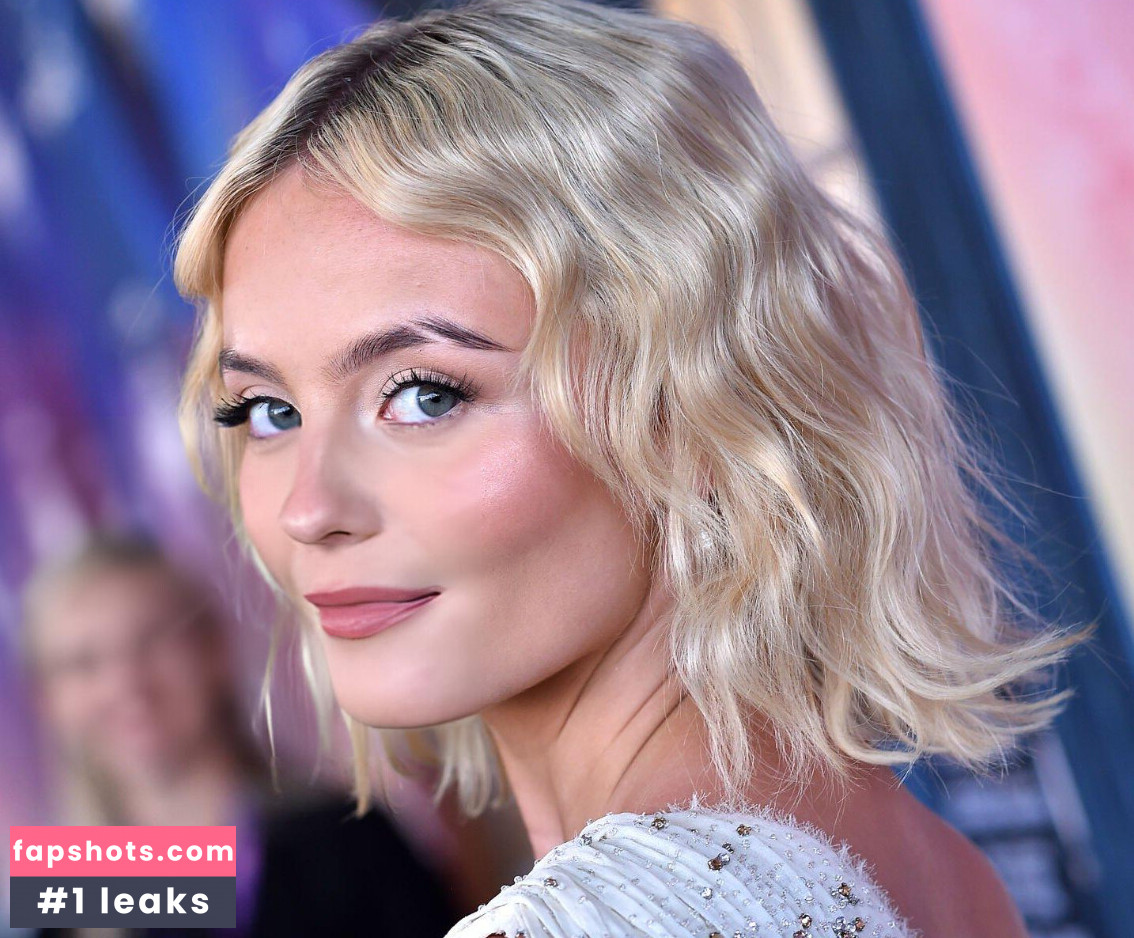 Millie Gibson gallery photo #62