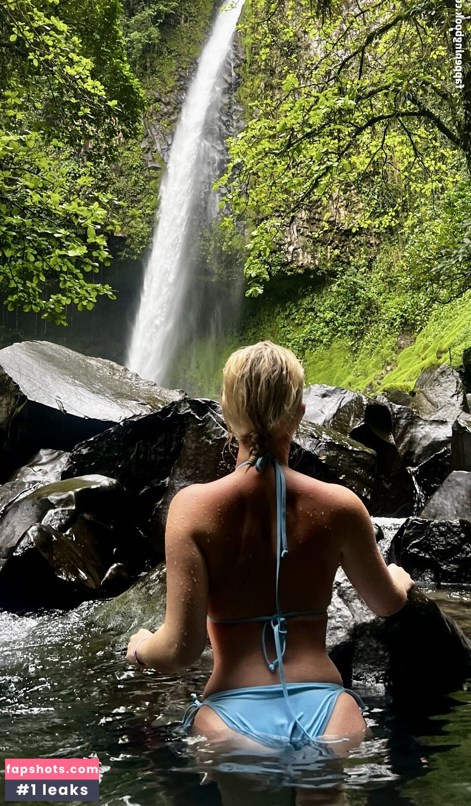 Millie Gibson gallery photo #67