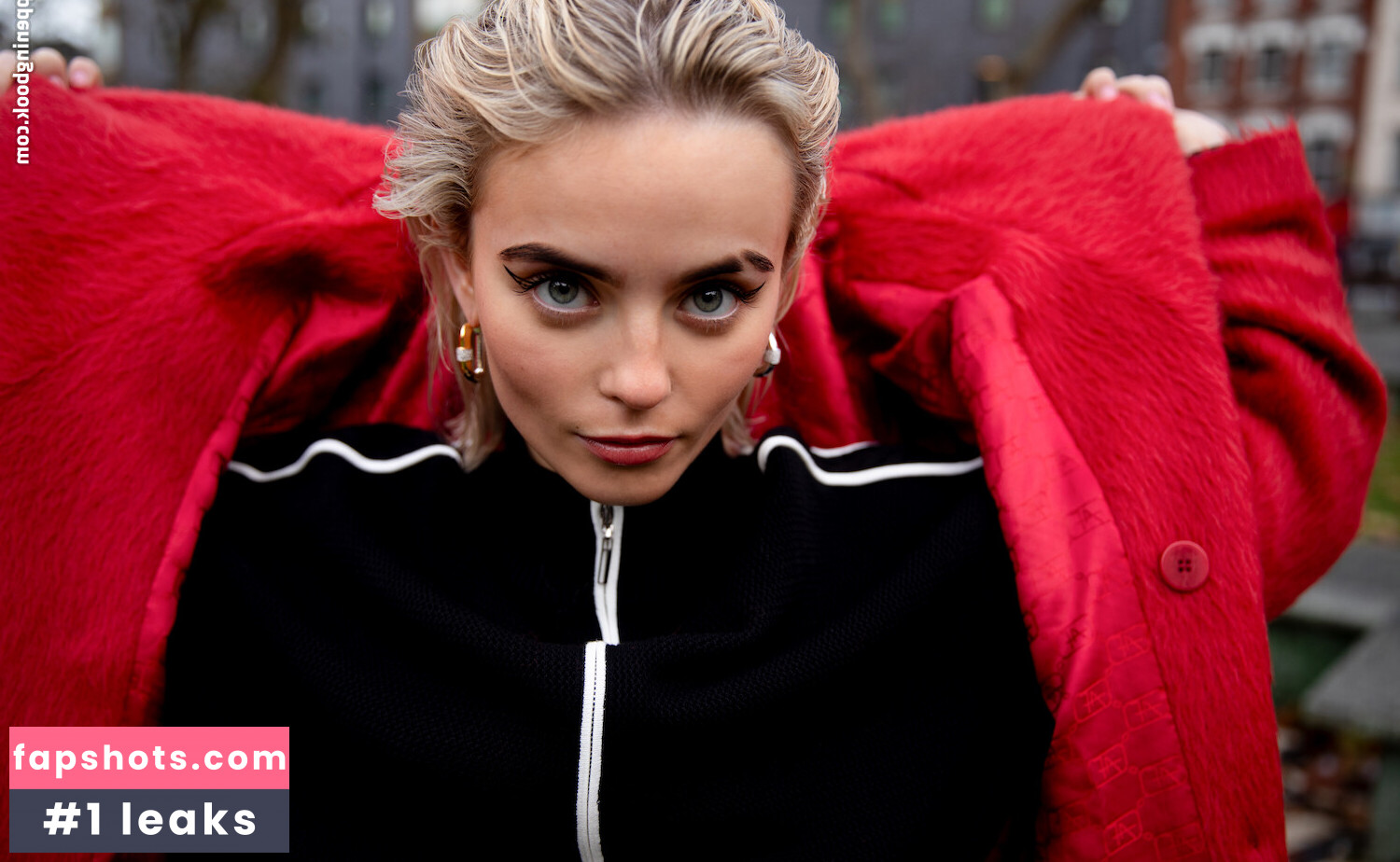 Millie Gibson gallery photo #75