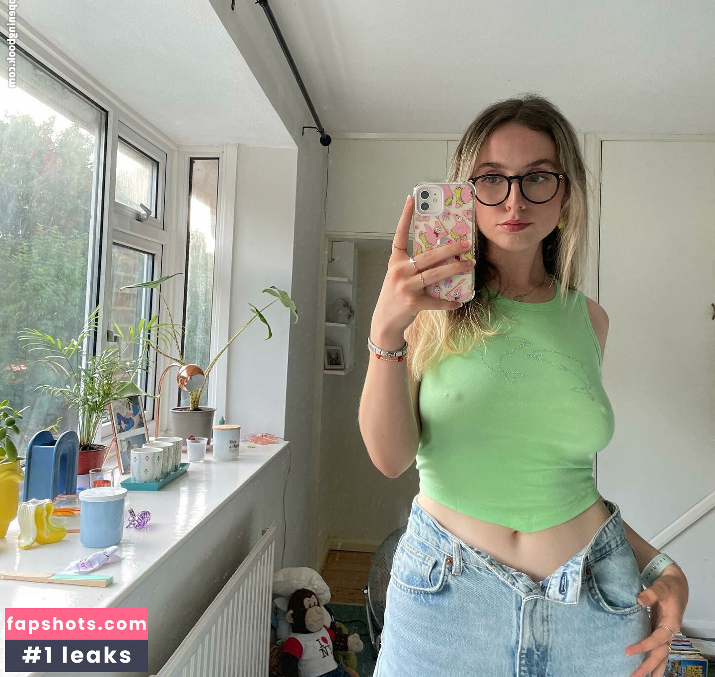 Millllievanillllie nude babe gallery