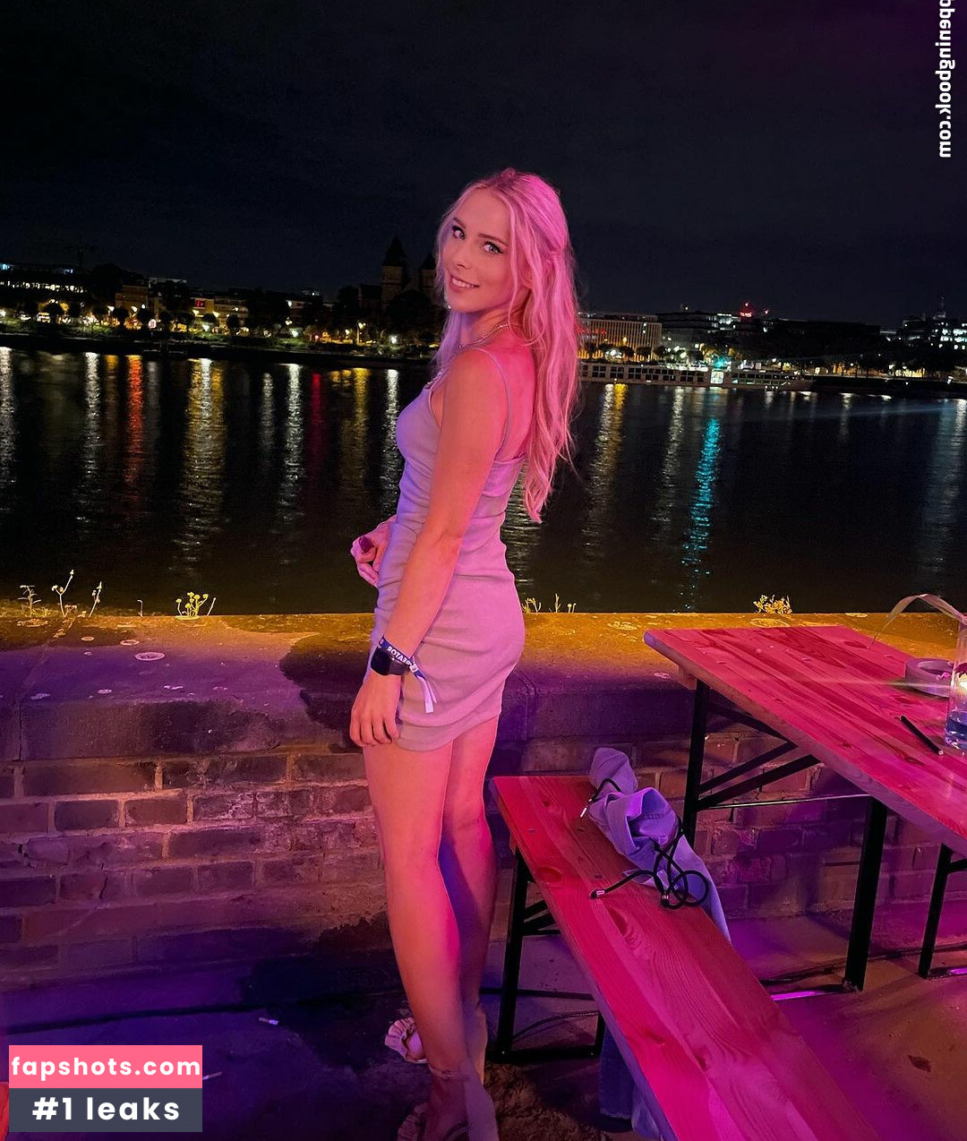 Milschbaum Nahé úniky fotek pouze od fanoušků #56 - Fapshots