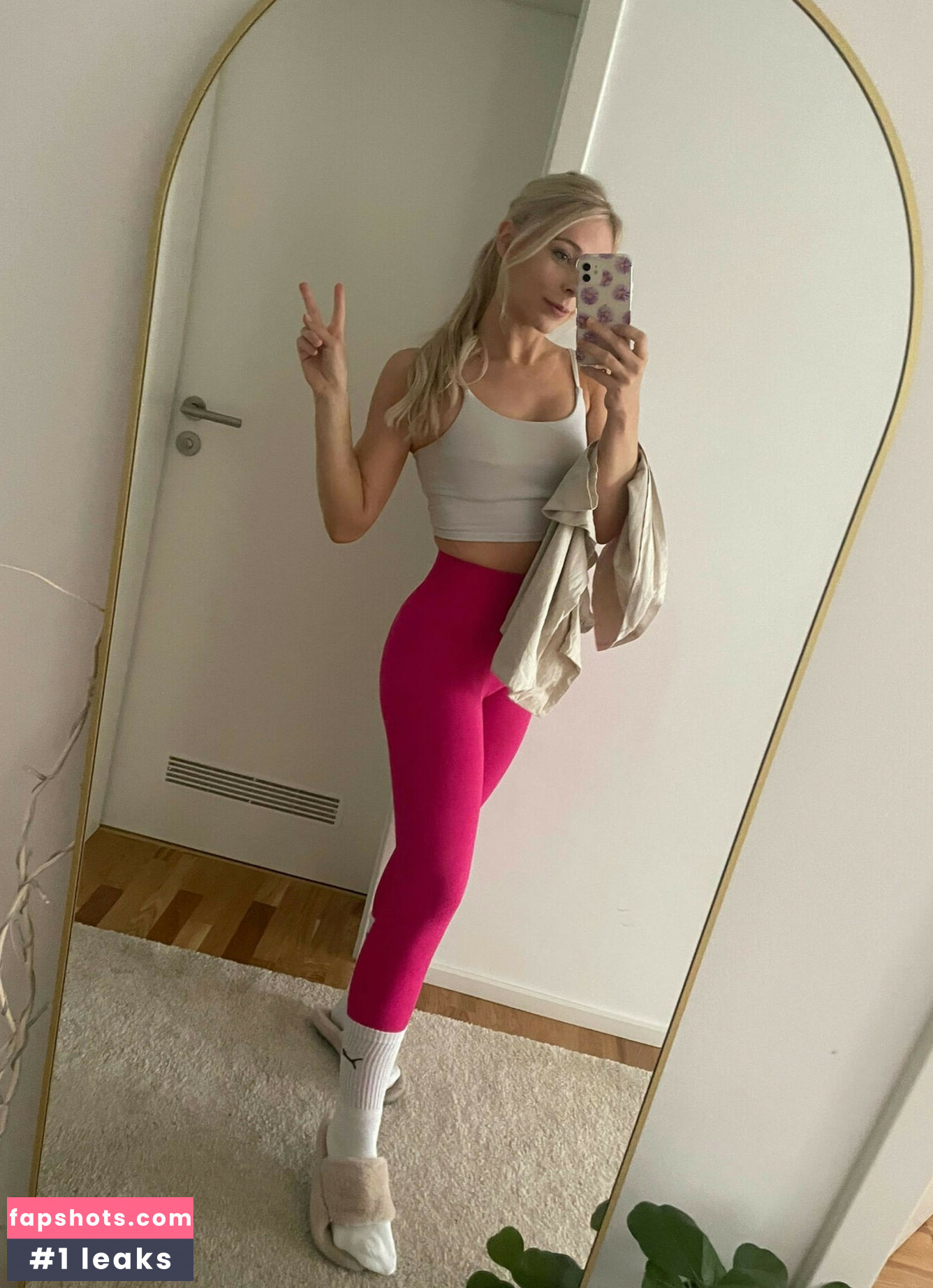 Milschbaum Nahé úniky fotek pouze od fanoušků #67 - Fapshots