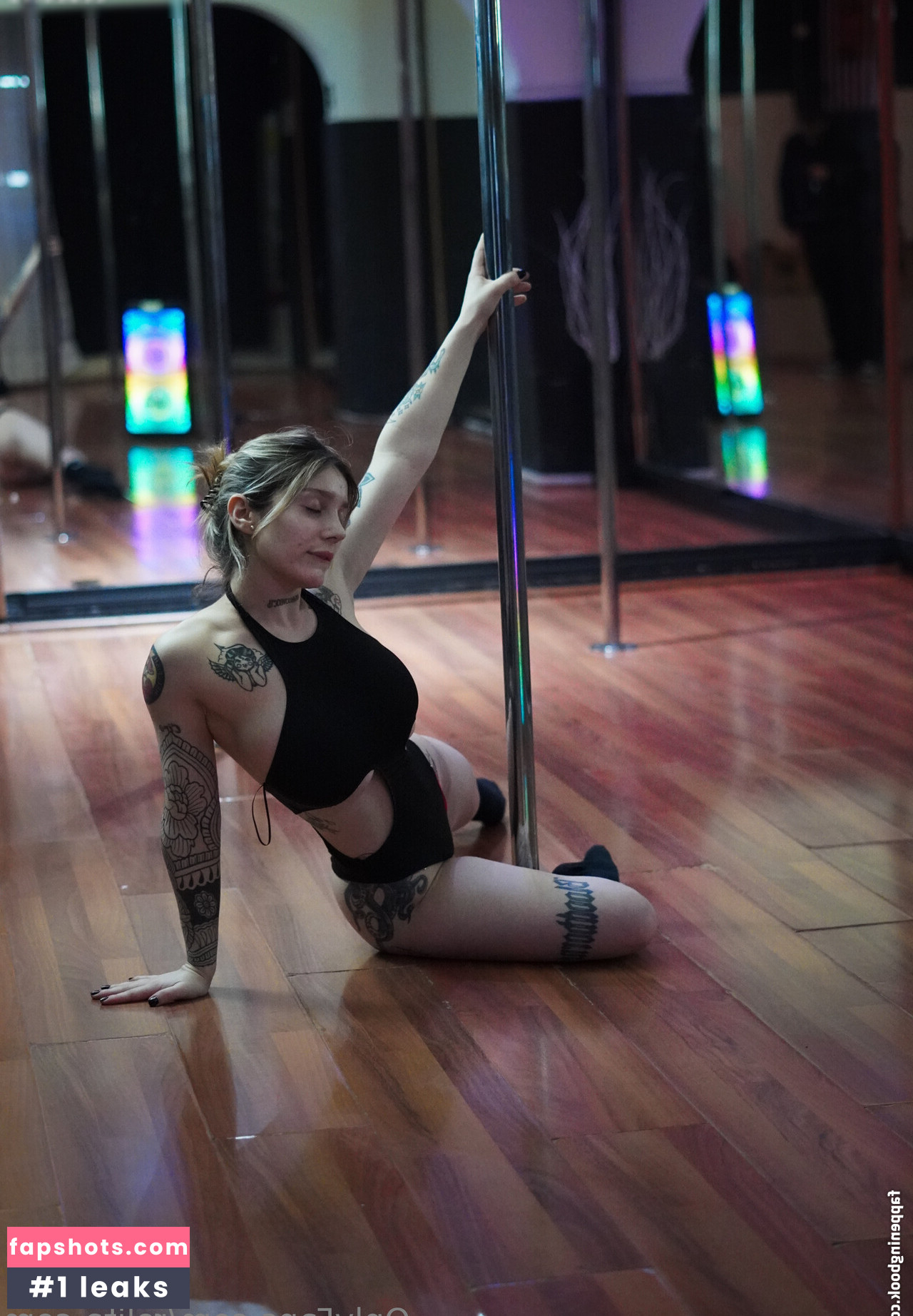 Milu Castillo gallery photo #15