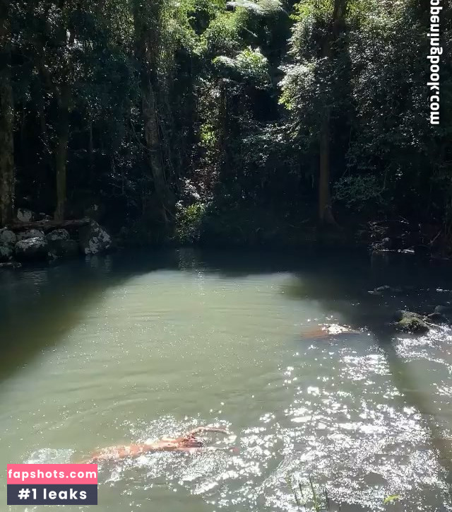 Mimi Elashiry gallery photo #21