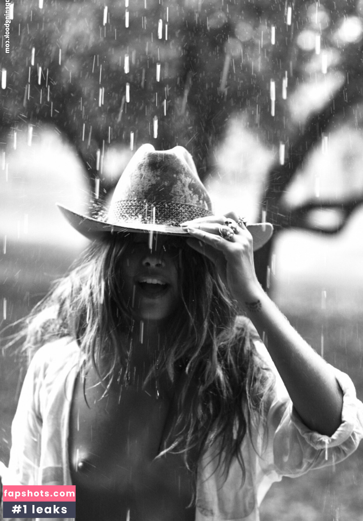 Mimi Elashiry gallery photo #4