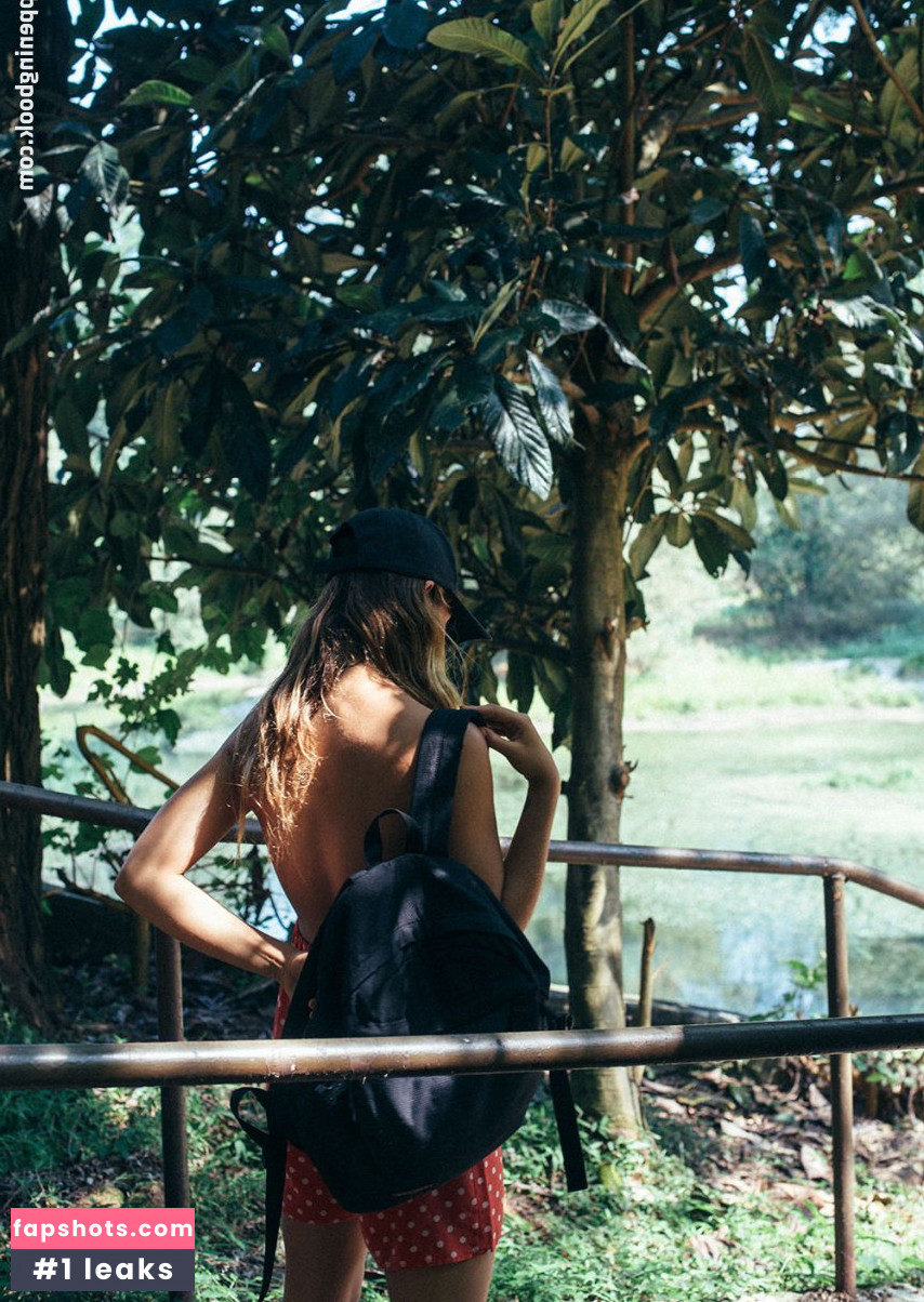 Mimi Elashiry gallery photo #72