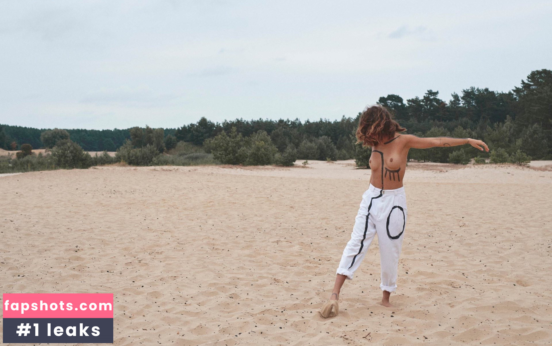 Mimi Elashiry gallery photo #92