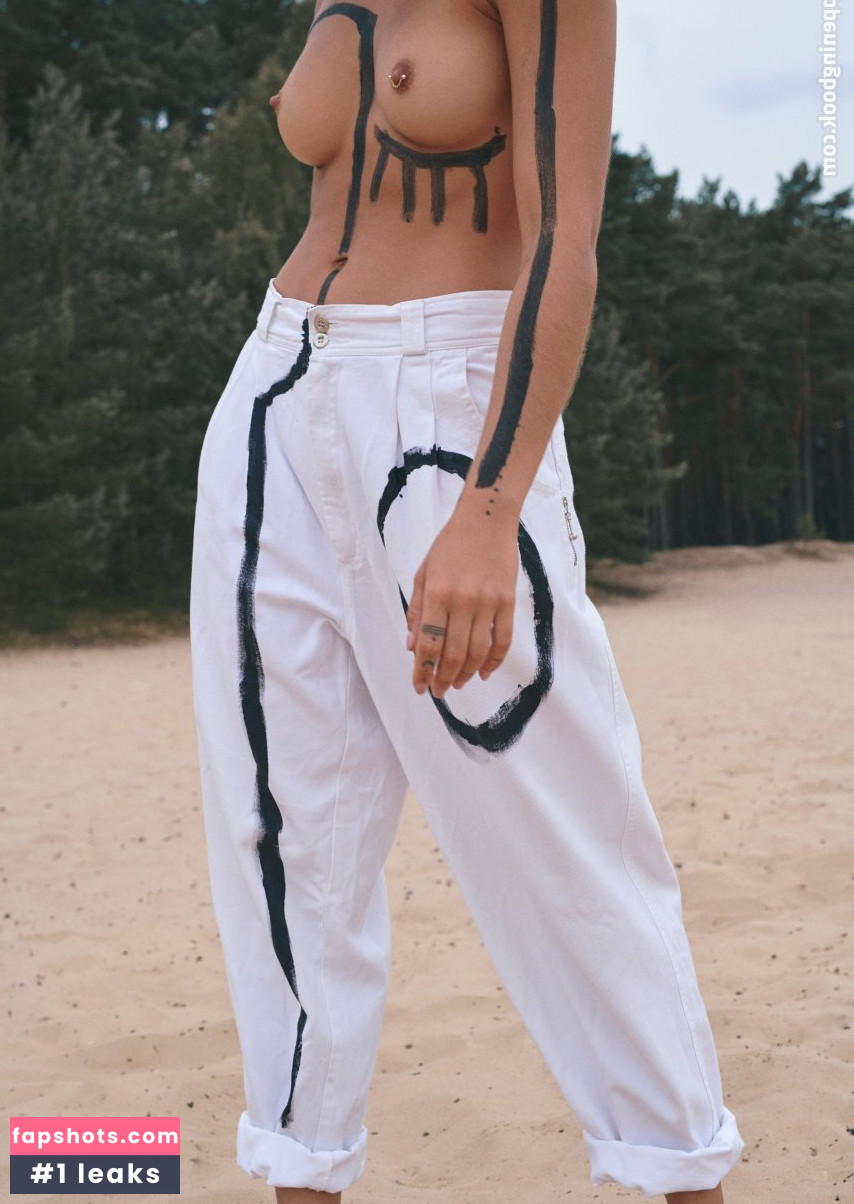 Mimi Elashiry gallery photo #96