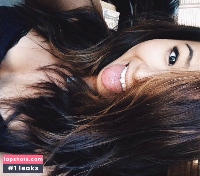 Mimi Furu gallery photo #48