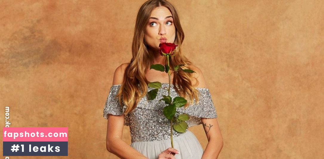 Mimi Gwozdz gallery photo #19