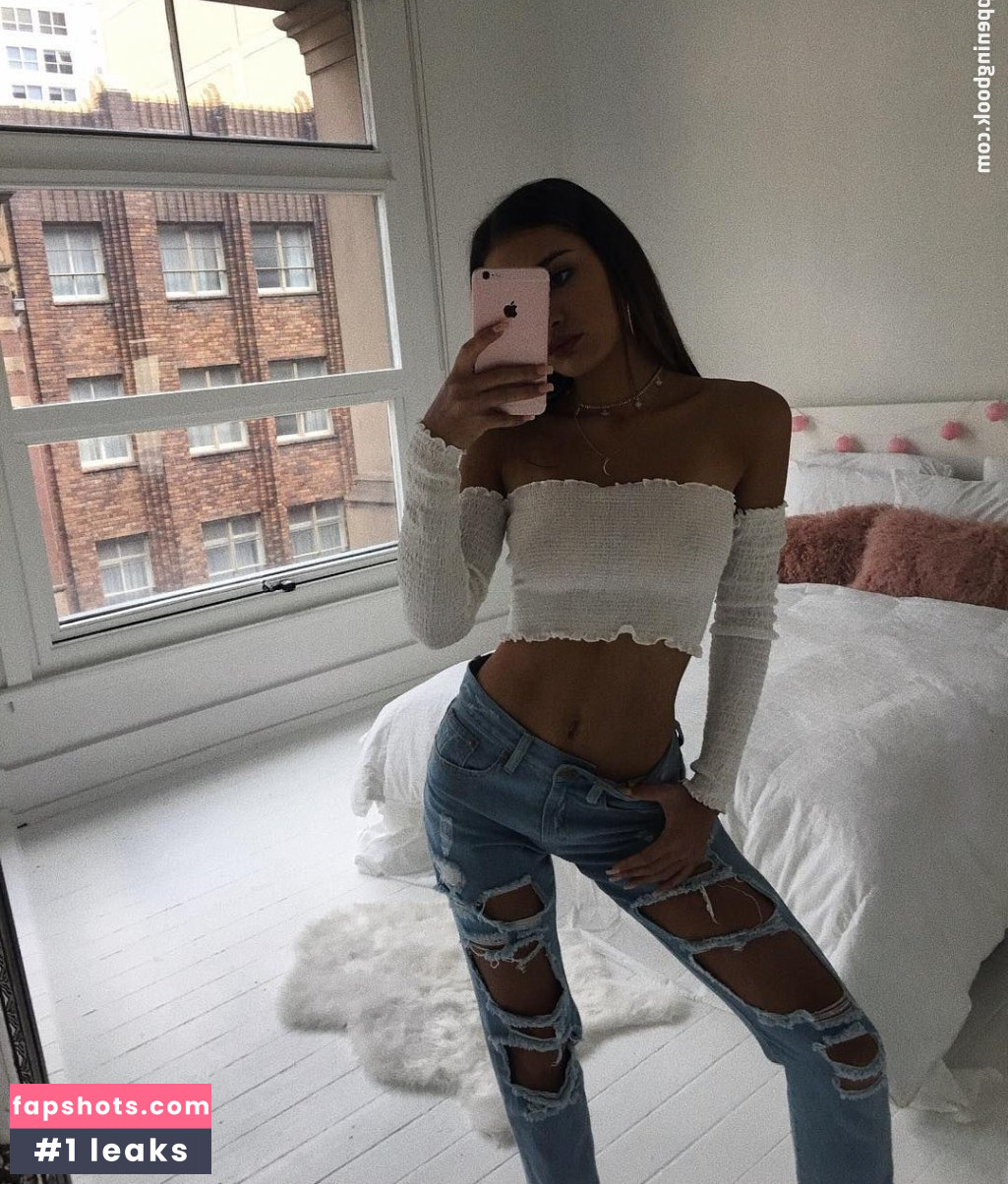 Mimi Perkins gallery photo #30