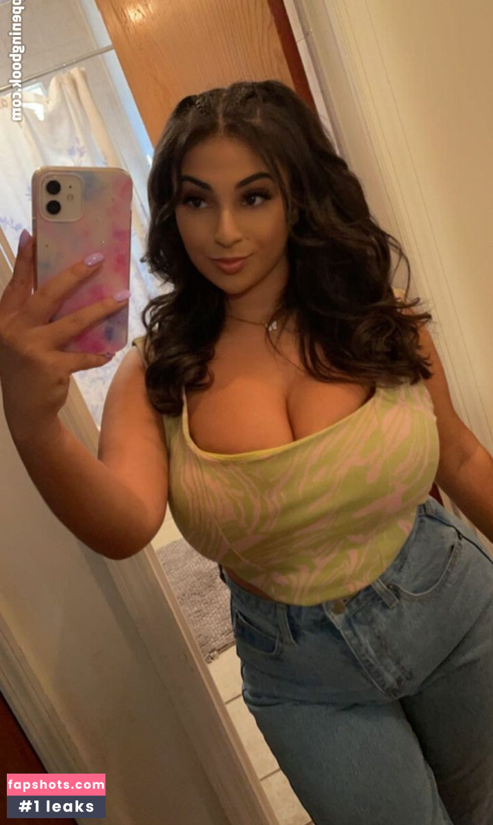 Mimi Russo gallery photo #19