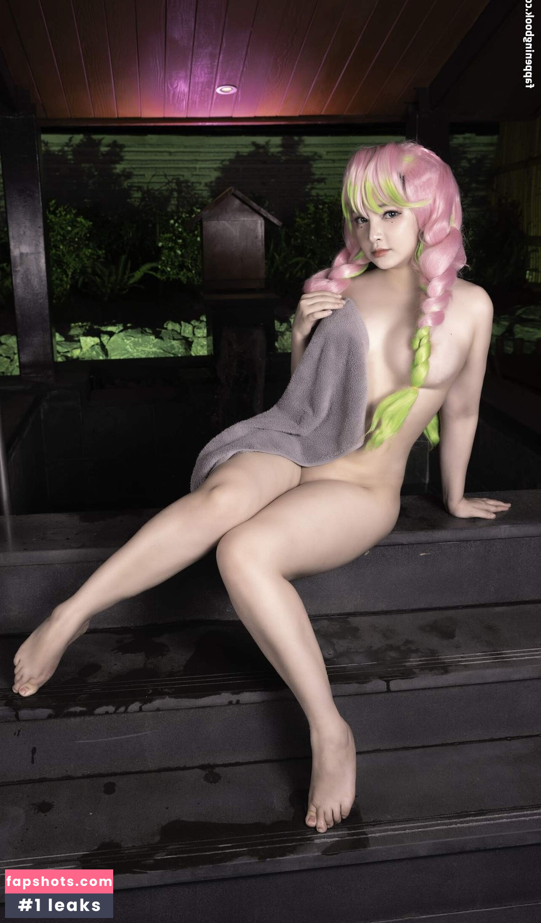 MimiChan gallery photo #63