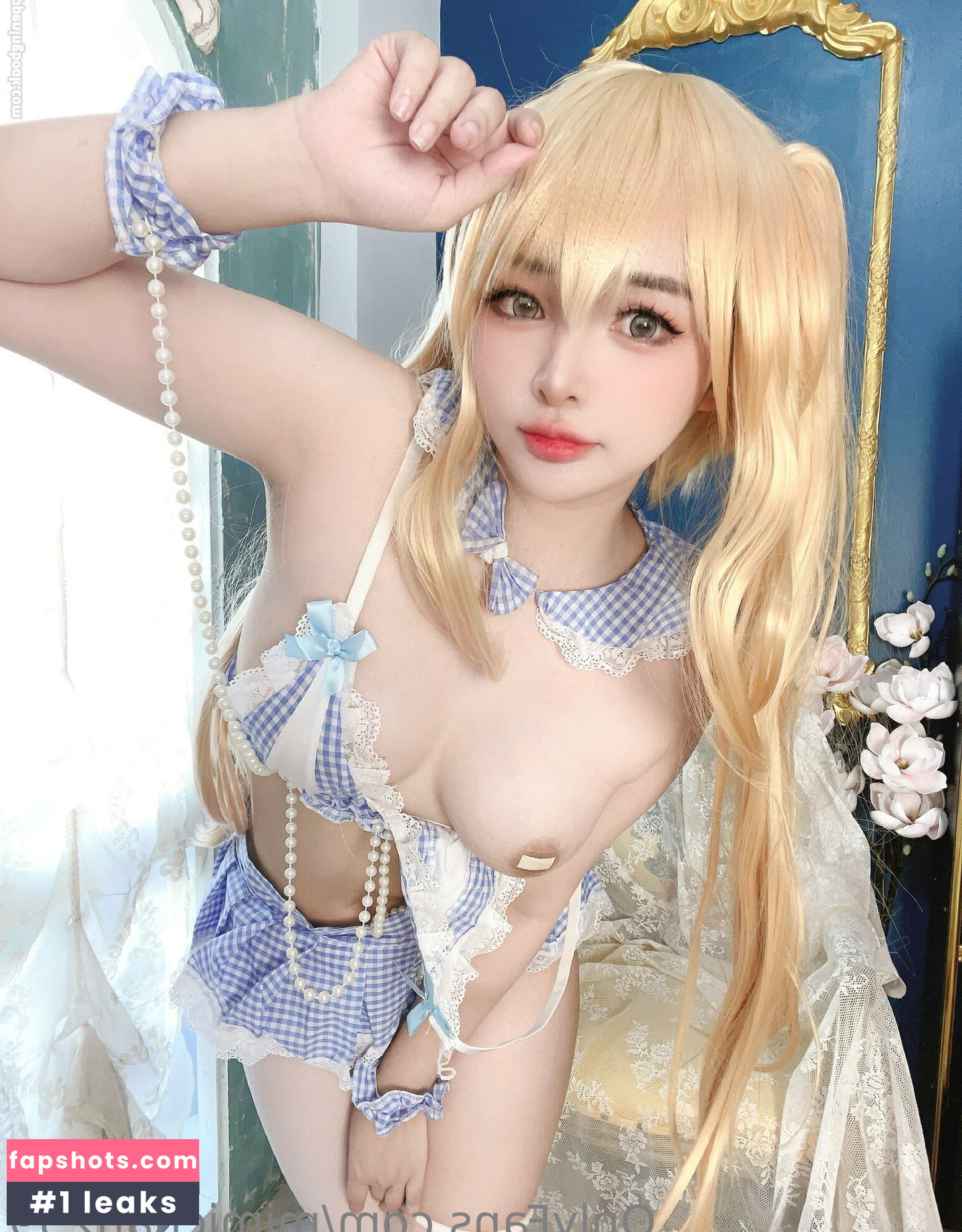 MimiChan gallery photo #69