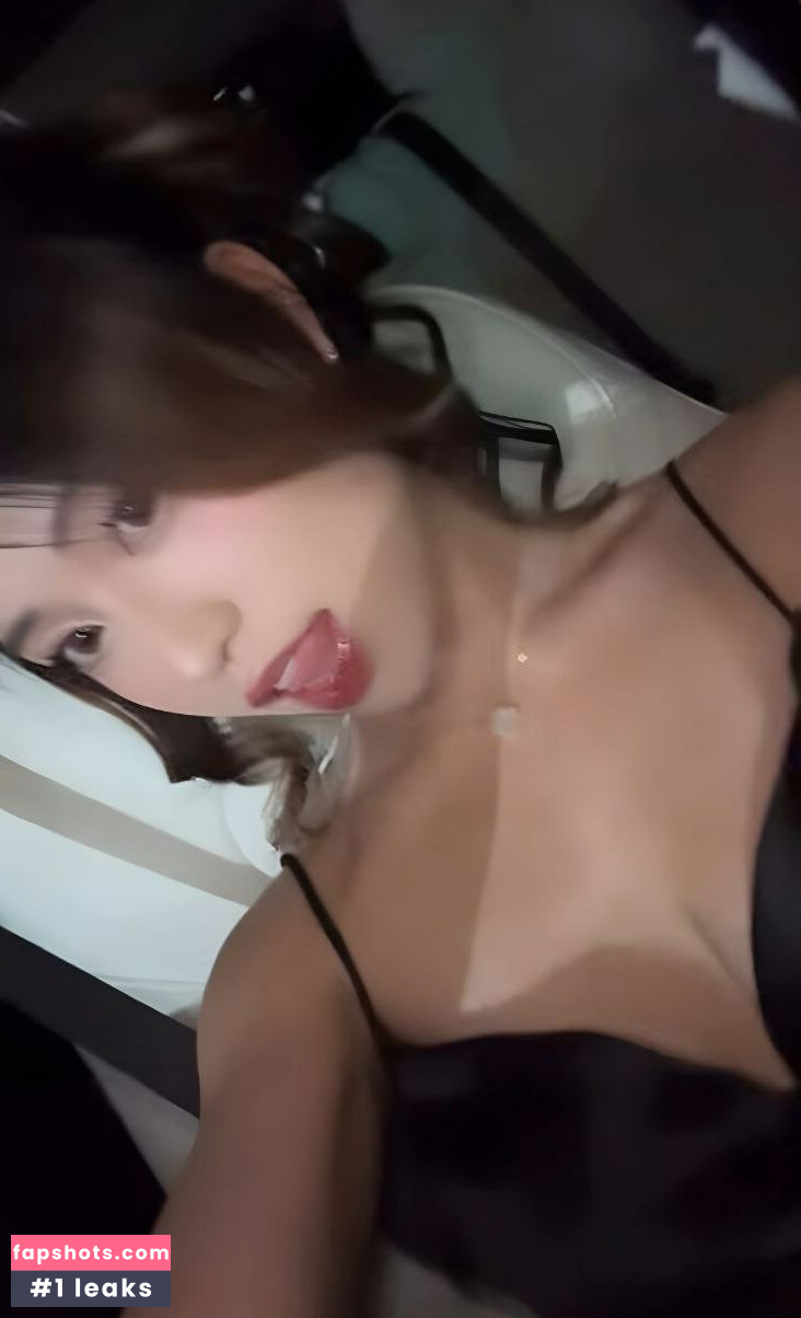 Mimiephan gallery photo #5