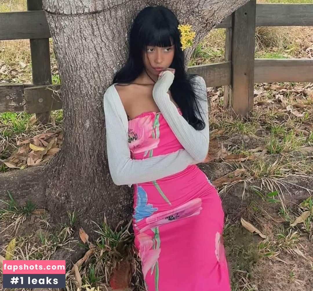 mimiesquisitinha nude babe gallery