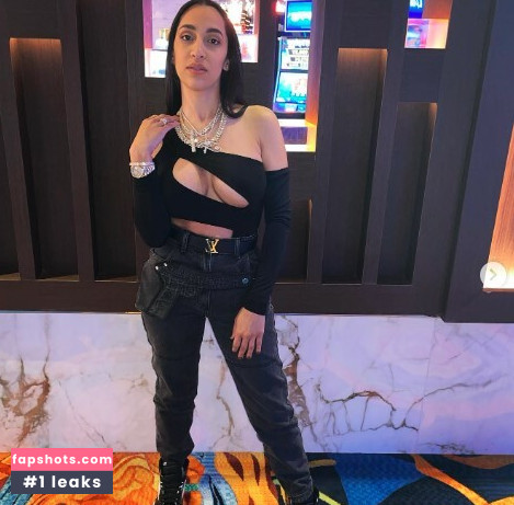 Mimimissmay gallery photo #2