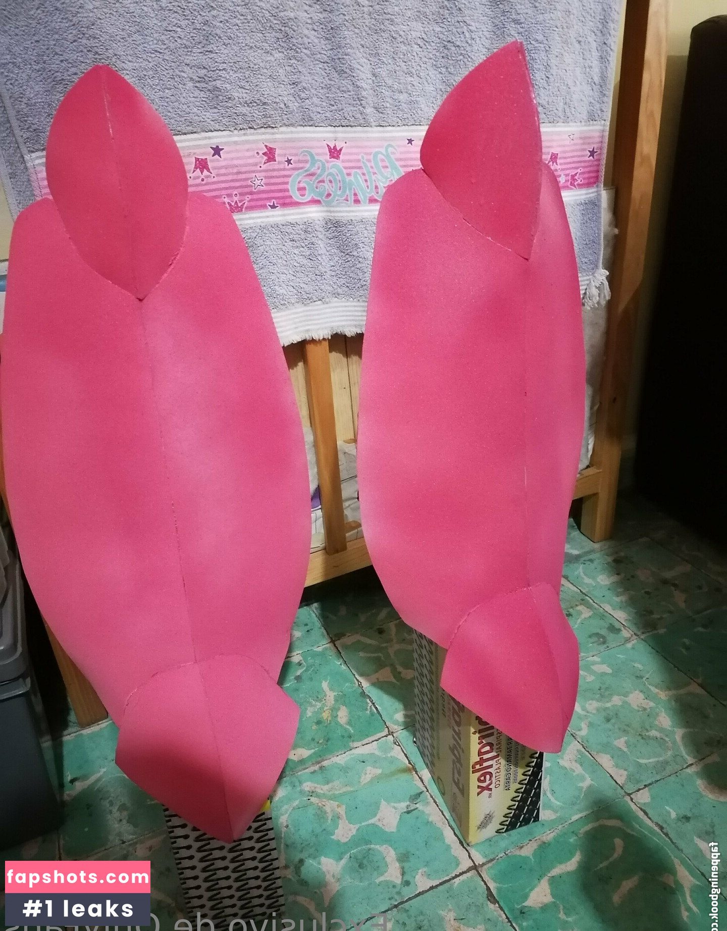 min_coss gallery photo #5